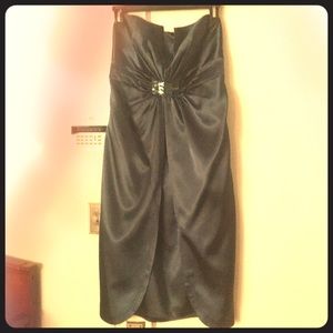 Strapless Blue-green cocktail dress.